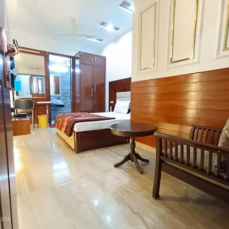 Sardar House Bed & Breakfast